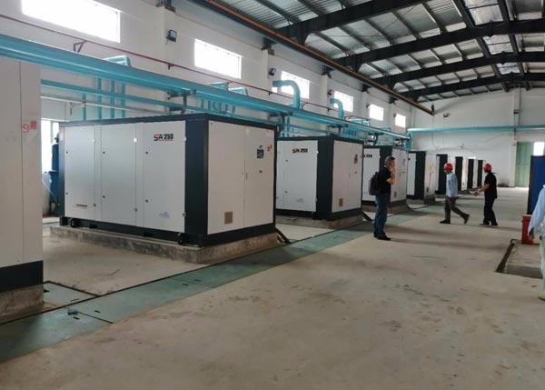 武漢空壓機(jī)廠房展示